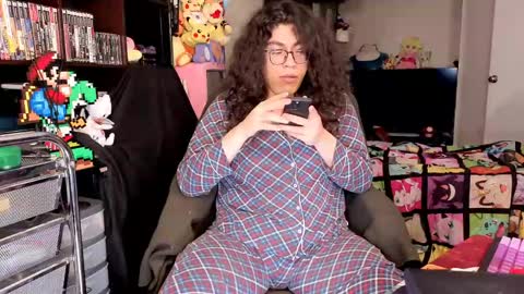 Snapshot of glaceon9 chatting on 10, 5, 2026 glaceon9 online show from 10, 5, 2026