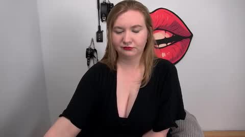 Nikki online show from 13, 9, 2025