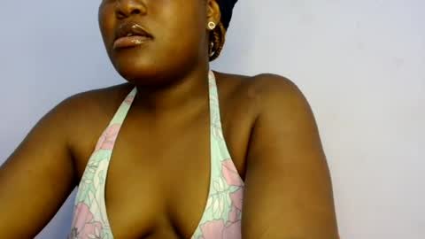 Snapshot of glamslut8 chatting on 9, 7, 2026 sweet girl online show from 9, 7, 2026