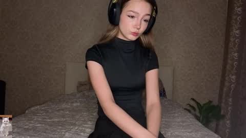 Snapshot of glennbloebaum chatting on 7, 1, 2026 Catalina online show from 7, 1, 2026