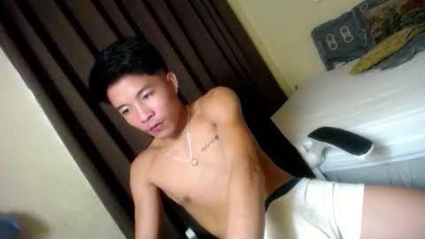 glenndou_daxs online show from 4, 10, 2025
