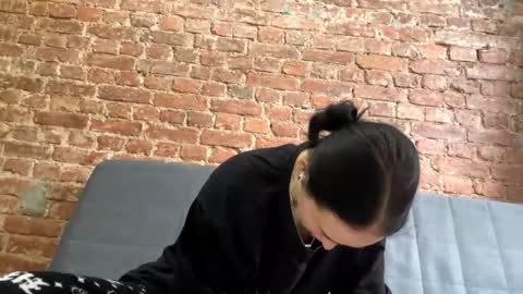 Snapshot of glennissawhill chatting on 15, 10, 2025 Bella online show from 15, 10, 2025