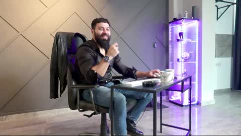 Snapshot of glennmasters chatting on 15, 12, 2024 Matthew .. for short call me Matt online show from 15, 12, 2024