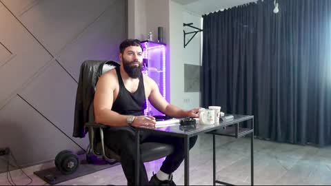 Snapshot of glennmasters chatting on 17, 12, 2024 Matthew .. for short call me Matt online show from 17, 12, 2024