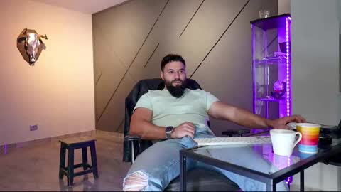Snapshot of glennmasters chatting on 11, 3, 2025 Matthew .. for short call me Matt online show from 11, 3, 2025