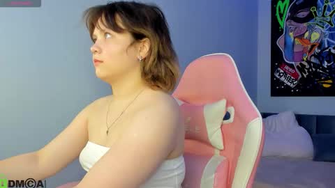 Snapshot of glimmer_goddesss chatting on 17, 9, 2025 glimmer_goddesss online show from 17, 9, 2025