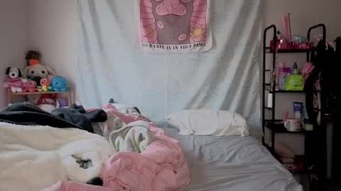 Glitch online show from 8, 1, 2026