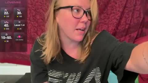 GlitterKitty 108 online show from 5, 7, 2026