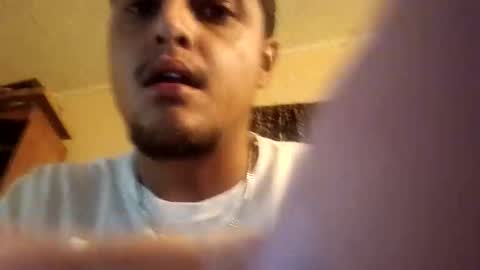 Snapshot of glly555 chatting on 18, 5, 2026 glly555 online show from 18, 5, 2026