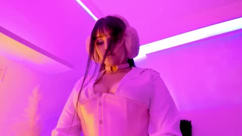 Mimi online show from 22, 9, 2025