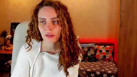 Snapshot of gloria_wood chatting on 11, 12, 2024 Gloria Wood online show from 11, 12, 2024