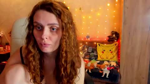 Snapshot of gloria_wood chatting on 8, 1, 2025 Gloria Wood online show from 8, 1, 2025