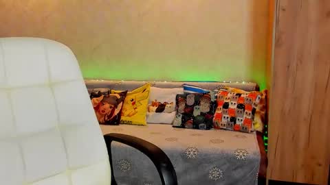 Snapshot of gloria_wood chatting on 7, 2, 2025 Gloria Wood online show from 7, 2, 2025
