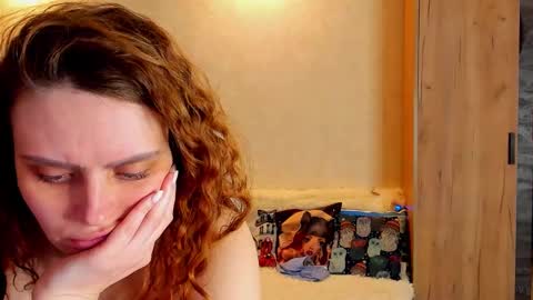 Snapshot of gloria_wood chatting on 14, 2, 2025 Gloria Wood online show from 14, 2, 2025