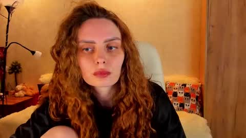 Snapshot of gloria_wood chatting on 8, 3, 2025 Gloria Wood online show from 8, 3, 2025
