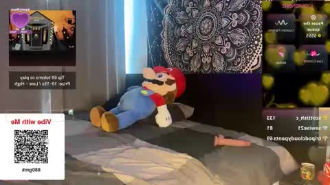 Glow Goddess online show from 18, 10, 2025