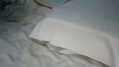 Snapshot of gnzurg chatting on 18, 10, 2025 gnz online show from 18, 10, 2025