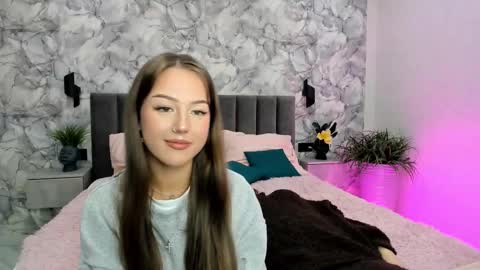 Lina online show from 12, 11, 2025