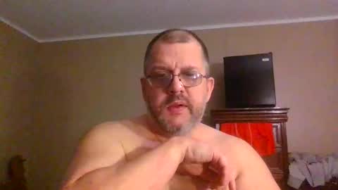 Snapshot of gobey33 chatting on 28, 4, 2026 IDKIDCIDGAF online show from 28, 4, 2026