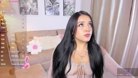 Snapshot of goddess8love chatting on 27, 11, 2025 goddess8love online show from 27, 11, 2025