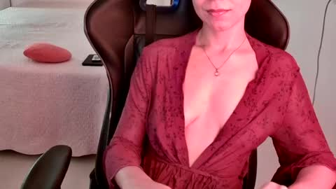 Snapshot of goddess_artemis_ chatting on 12, 6, 2026 Fauna online show from 12, 6, 2026