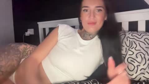 Cleo online show from 5, 11, 2025