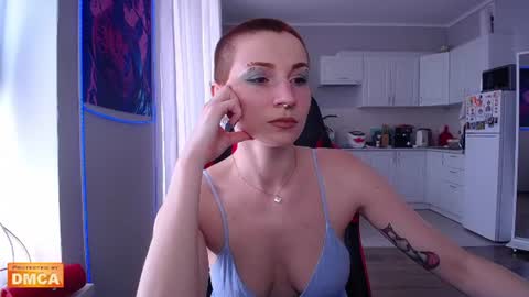 Snapshot of goddess_elpisfoxter chatting on 30, 6, 2026 Elpis Foxter online show from 30, 6, 2026