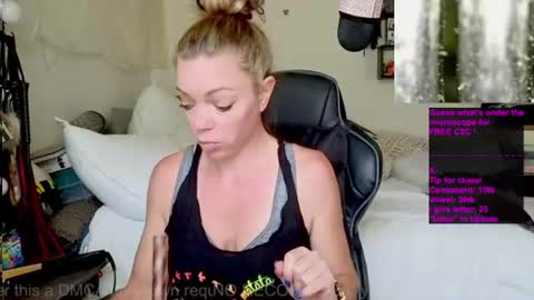Snapshot of goddess_of_mars chatting on 14, 7, 2026 Patricia Mars Goddess of Mars twitter thegoddessmindy online show from 14, 7, 2026