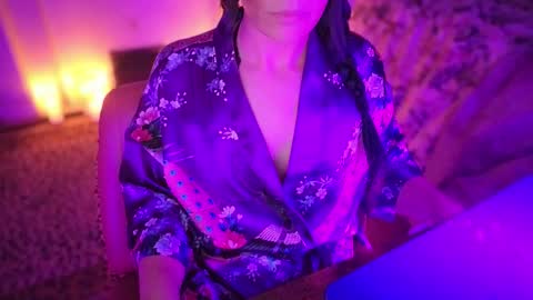 Snapshot of goddessmaenyc chatting on 26, 11, 2025 Goddess Mae NYC online show from 26, 11, 2025