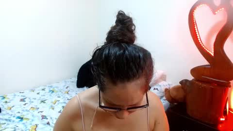  Naih Reyes online show from 24, 12, 2024