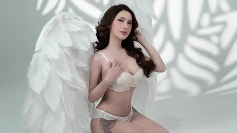 Snapshot of godisawomanxx chatting on 19, 11, 2025 Miss Belle Peters online show from 19, 11, 2025