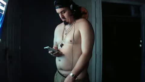 Snapshot of gokugarrison4334 chatting on 18, 2, 2026 gokugarrison4334 online show from 18, 2, 2026