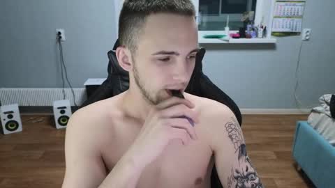 Snapshot of golden_boyyy21 chatting on 26, 5, 2026 Golden boyyy21 online show from 26, 5, 2026