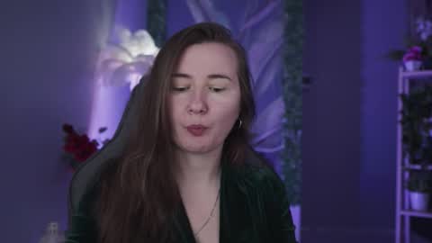 Snapshot of golden_dragones chatting on 5, 6, 2026 Gloria online show from 5, 6, 2026