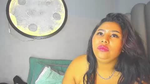 GoldenKiss  online show from 4, 7, 2026