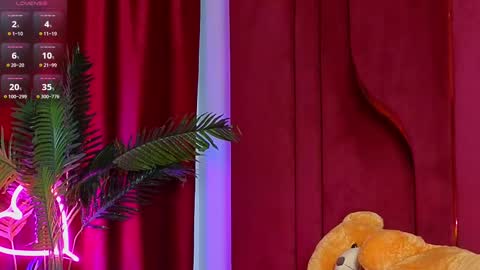 GoldenAmberX online show from 24, 2, 2025