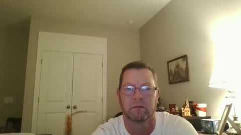 Snapshot of goldenbear3111 chatting on 4, 1, 2025 goldenbear3111 online show from 4, 1, 2025
