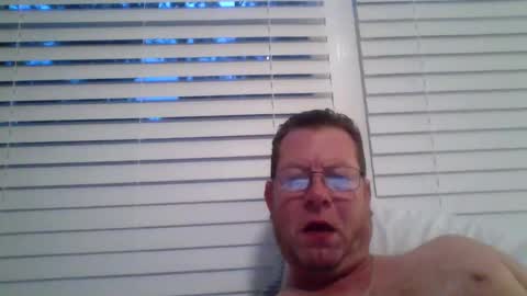 Snapshot of goldenbear3111 chatting on 27, 9, 2025 goldenbear3111 online show from 27, 9, 2025