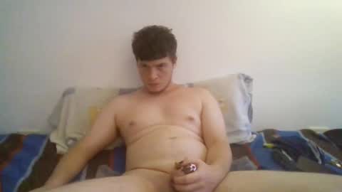 Snapshot of goldenboy207 chatting on 9, 11, 2025 goldenboy207 online show from 9, 11, 2025