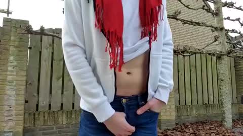 Snapshot of goldenelixxxir chatting on 22, 12, 2025 online show from 22, 12, 2025