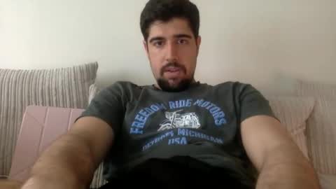 Golden-Glove online show from 10, 4, 2026