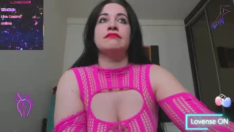 Luna online show from 6, 7, 2026