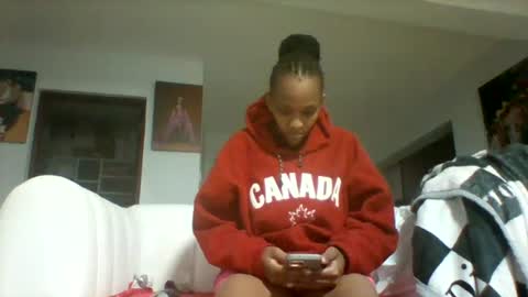Snapshot of goldenmusexo chatting on 5, 7, 2026 goldenmusexo online show from 5, 7, 2026