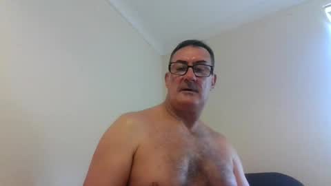 Snapshot of goldenone59 chatting on 1, 10, 2025 goldenone59 online show from 1, 10, 2025