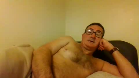 Snapshot of goldenone59 chatting on 8, 10, 2025 goldenone59 online show from 8, 10, 2025