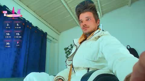 Goldy Loyal93 online show from 2, 11, 2025