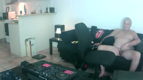 goldyguy011 online show from 19, 5, 2026