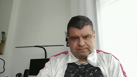 Snapshot of gomezgonz5 chatting on 16, 9, 2025 gomezgonz5 online show from 16, 9, 2025