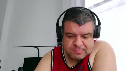 Snapshot of gomezgonz5 chatting on 18, 9, 2025 gomezgonz5 online show from 18, 9, 2025