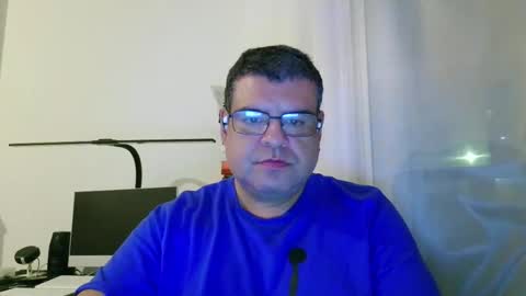 Snapshot of gomezgonz5 chatting on 18, 9, 2025 gomezgonz5 online show from 18, 9, 2025